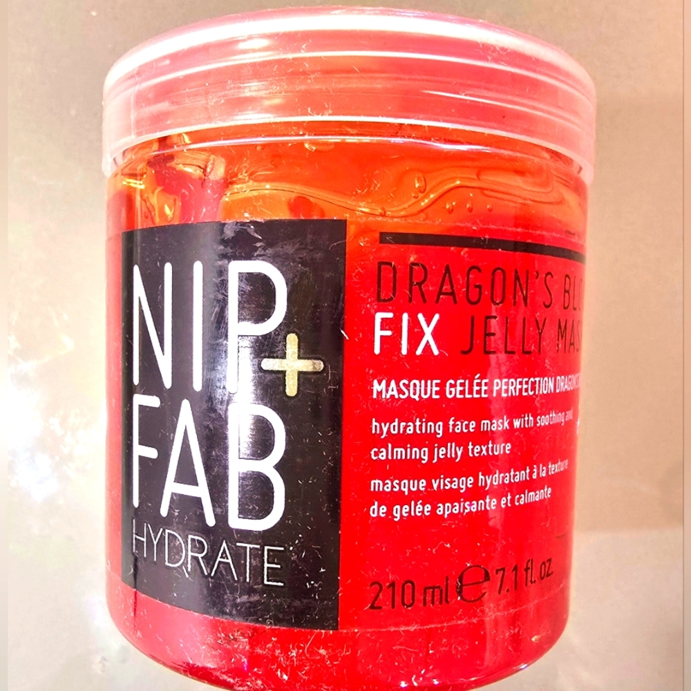 NEW! NIP + FAB Dragon's Blood Fix Jelly Mask 210 ml
